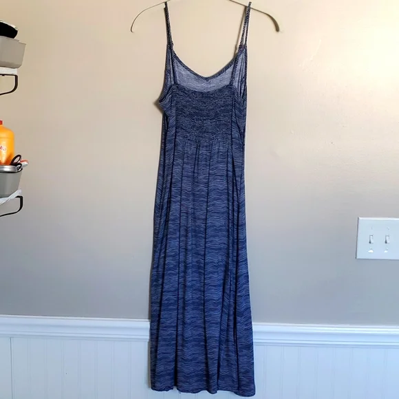Old Navy Dress Women's Medium Blue Spring Summer Maxi Spaghetti Strap Sundress - Picture 2 of 7